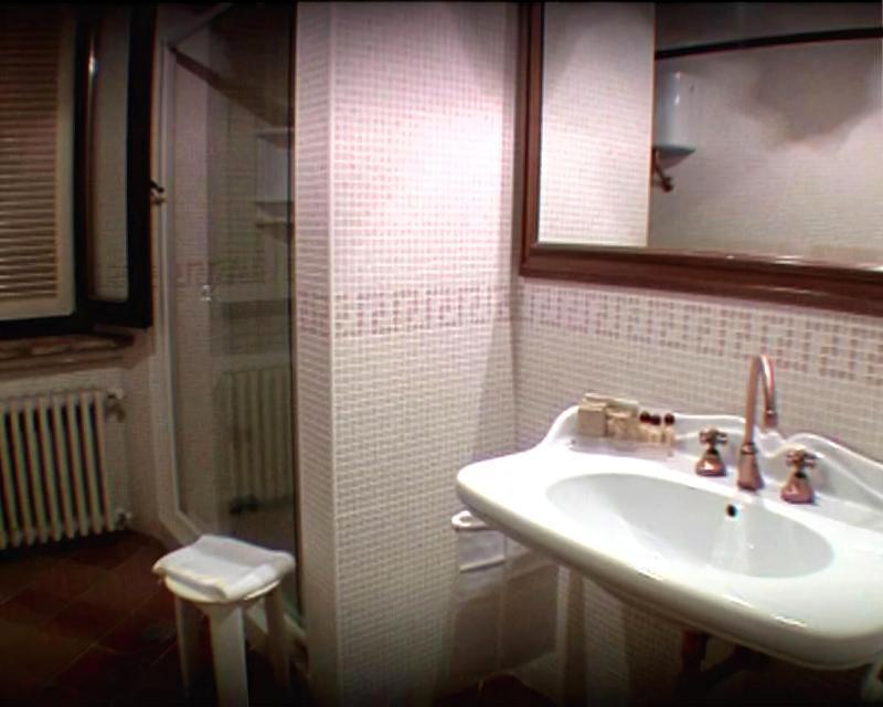 Il Poggio Dei Pettirossi Hotel Bevagna ภายนอก รูปภาพ
