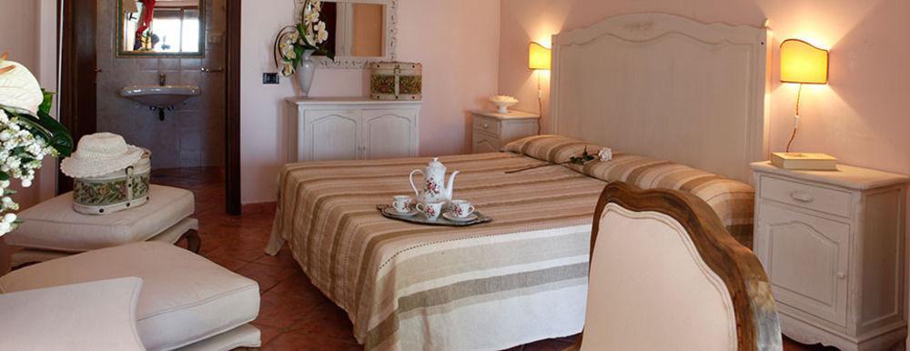 Il Poggio Dei Pettirossi Hotel Bevagna ภายนอก รูปภาพ