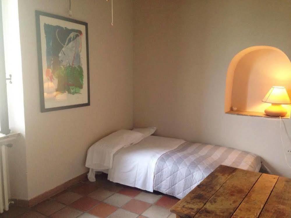 Il Poggio Dei Pettirossi Hotel Bevagna ภายนอก รูปภาพ